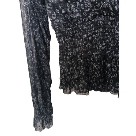 New Easel Black Metallic Animal Print Smocked Waist Blouse Sz L Long Sleeve - Picture 6 of 11
